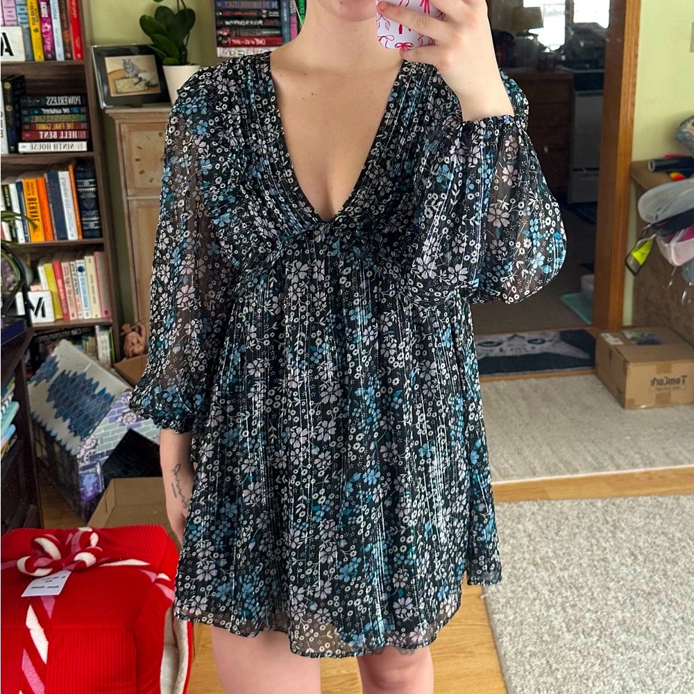 Francesca’s casual dress. size S BNWT